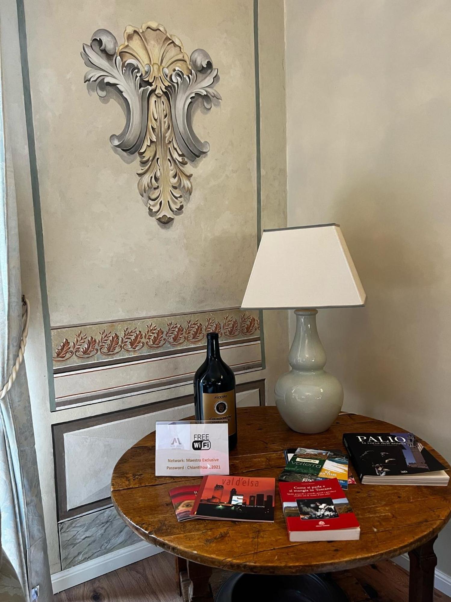 Maestra Exclusive Chianti House, Tuscany ปอจจิบองซี ภายนอก รูปภาพ
